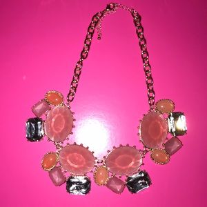 Chunky statement necklace